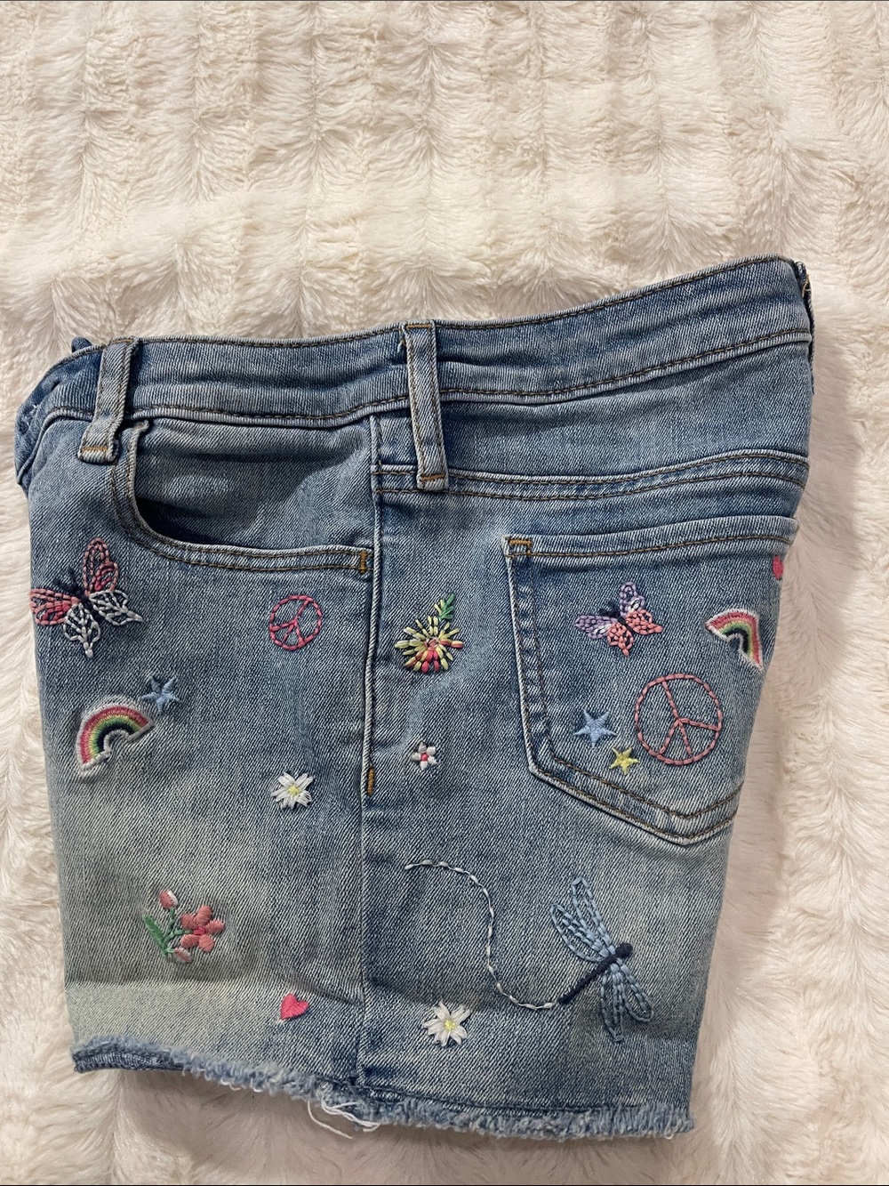 GAP Light Blue Embroidered Denim Shorts with Multicolor Motifs - Picture 5 of 5